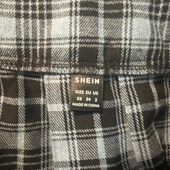 Cute pleated flowy lace w/ ties skirt - never work great condition! - Picture 2 of 3